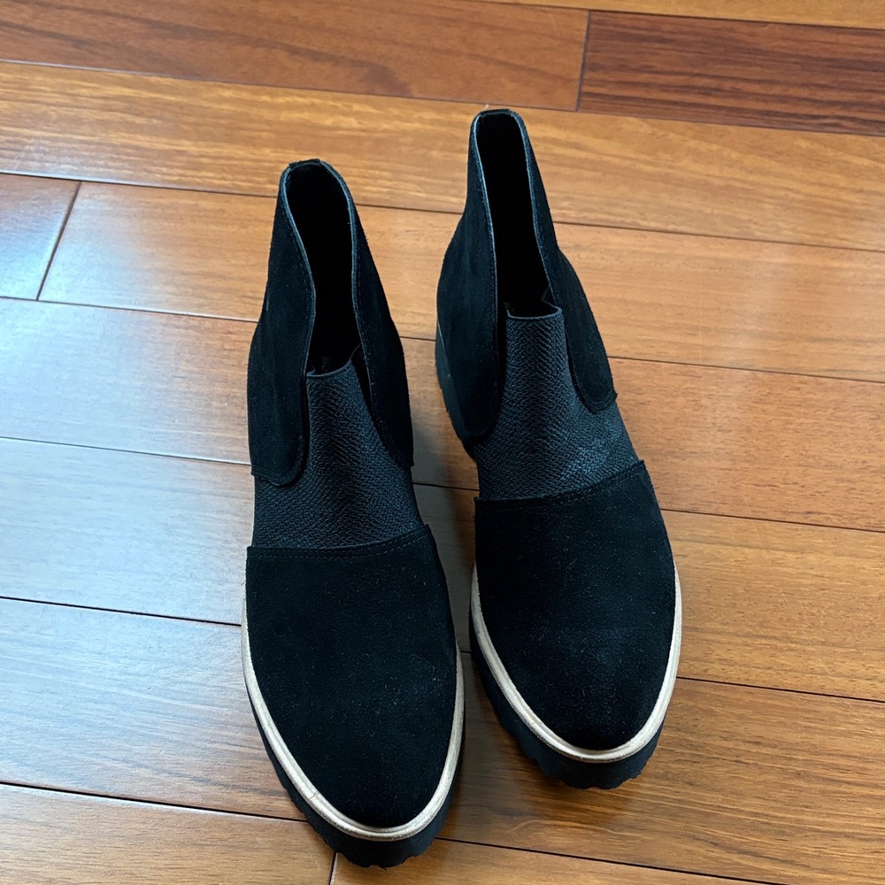 Black All Black women’s boots